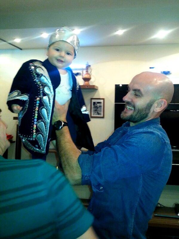 Узбекский итальянец: карьера, любовь и вера футболиста Ильяса Зейтулаева - Sputnik Узбекистан