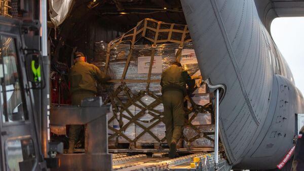 Польша передала Узбекистану гуманитарную помощь для борьбы с COVID-19 - Sputnik Ўзбекистон