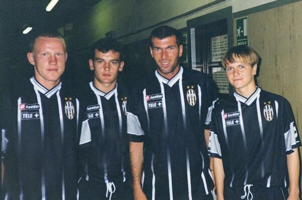 Узбекский итальянец: карьера, любовь и вера футболиста Ильяса Зейтулаева - Sputnik Узбекистан