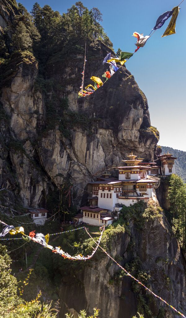 Снимок монастыря Такцанг-лакханг в Бутане фотографа Christine Matthews, ставший финалистом в конкурсе Historic Photographer of the Year 2020 - Sputnik Узбекистан