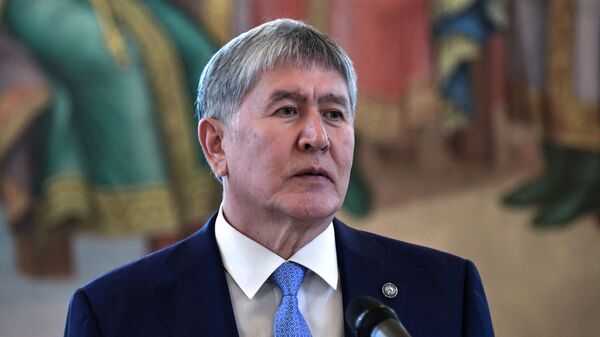 Бывший президент Кыргызстана Алмазбек Атамбаев - Sputnik Узбекистан