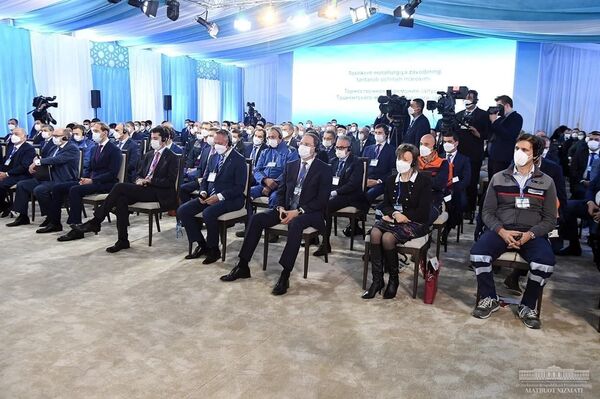 В Узбекистане открылся Ташкентский металлургический завод - Sputnik Узбекистан