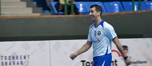 Первый заместитель министра спорта Узбекистана, футбольный арбитр ФИФА Равшан Ирматов - Sputnik Узбекистан