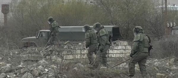 Razminirovanie mestnosti vdol dorogi Shusha – Lisogorskiy v Nagornom Karabaxe - Sputnik O‘zbekiston