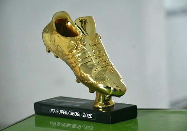 Молодежная сборная Ташкента разгромила команду футболистов из Ферганы - Sputnik Узбекистан