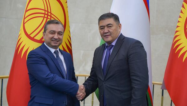 В Кыргызстане обсудили вопрос делимитации госграницы с Узбекистаном - Sputnik Узбекистан