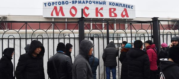 Проверки на московских рынках Москва и Садовод - Sputnik Узбекистан