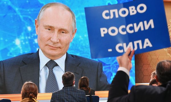 Путин привел Россию от ручного управления к системной работе - Sputnik Узбекистан