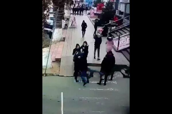 Поножовщина на рынке Малика в Ташкенте - подробности - Sputnik Узбекистан