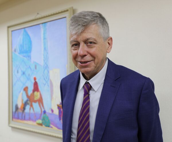 Советником министра ЖКО назначен иностранный специалист - Sputnik Узбекистан