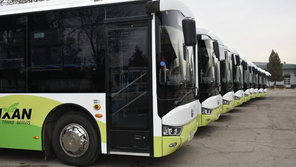 В Самаркандском автопарке появятся 100 автобусов из Китая - Sputnik Узбекистан