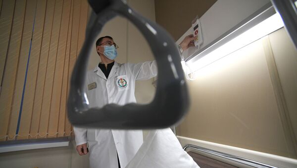 Первый стационар-трансформер для пациентов с коронавирусом в Санкт-Петербурге - Sputnik Узбекистан