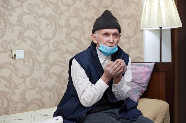 Комил Алламжонов ва Саида Мирзиёева фахрий журналист ҳолидан хабар олишди - Sputnik Ўзбекистон