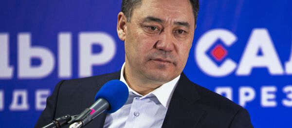 Пресс-конференция С. Жапарова по итогам выборов в Киргизии - Sputnik Ўзбекистон