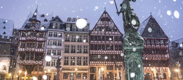 Снегопад во Франкфурте - Sputnik Узбекистан