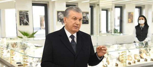 Мирзиёев посетил в столице новый ювелирный завод - Sputnik Узбекистан