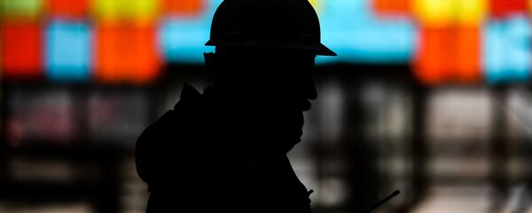 Рабочий на стройплощадке - Sputnik Ўзбекистон