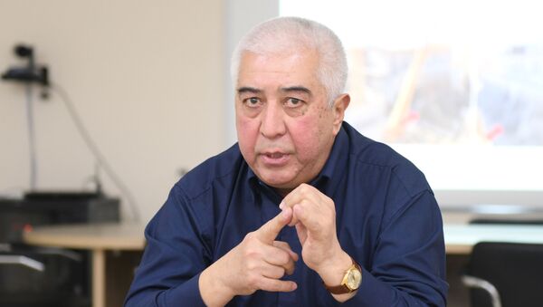 Главный врач строящейся в Ташкенте Многофункциональной медклиники Фархад Ильхамов - Sputnik Узбекистан