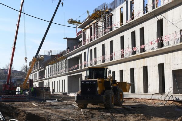 Строительство главного корпуса многофункциональной медицинской клиники в Ташкенте - Sputnik Узбекистан