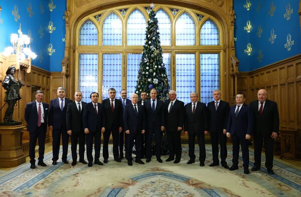 Встреча главы МИД РФ Сергея Лаврова и послов стран СНГ - Sputnik Узбекистан