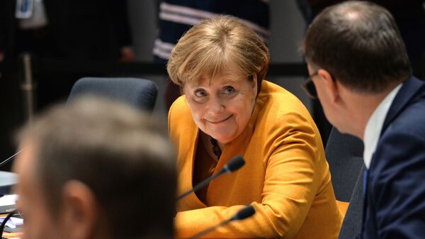  Федеральный канцлер Германии Ангела Меркель на саммите глав государств и правительств Евросоюза в Брюсселе - Sputnik Узбекистан