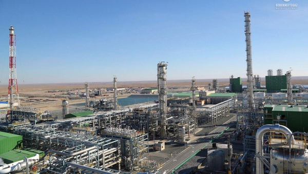 Реализация инвестиционных проектов на Мубарекском газоперерабатывающем заводе и Шуртанском нефтегазодобывающем управлении - Sputnik Узбекистан