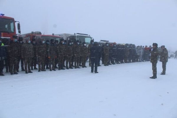 Ucheniya MChS na perevale Taxtakoracha - Sputnik O‘zbekiston