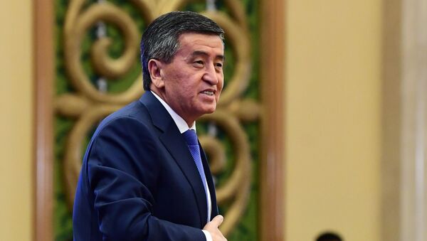 Экс-президент Кыргызстана Сооронбай Жээнбеков - Sputnik Узбекистан