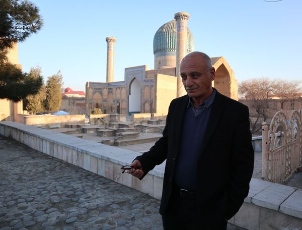 Гид-экскурсовод Уктам Раджабов - Sputnik Узбекистан