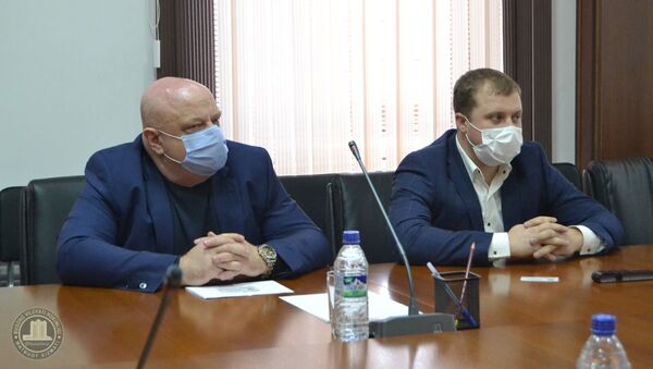 Российские бизнесмены на встрече с хокимом Бухарской области - Sputnik Узбекистан