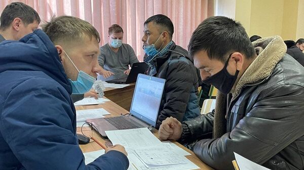 Как проходит собеседование для работы в РФ - Sputnik Ўзбекистон