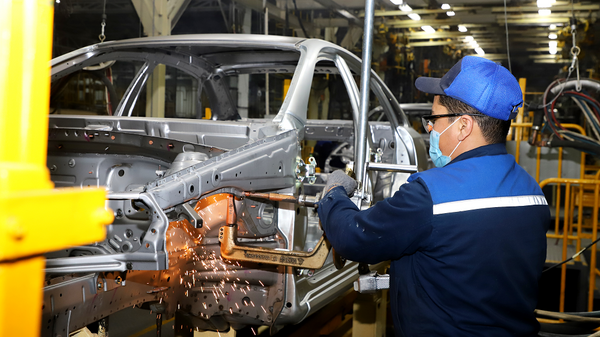 UzAuto Motors запустили новый сварочный цех в Асака - Sputnik Узбекистан