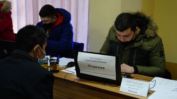 Крупные российские компании проводят оргнабор работников в Узбекистане - Sputnik Ўзбекистон