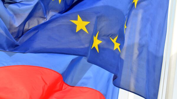 Флаги России и ЕС - Sputnik Ўзбекистон