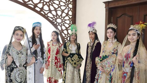 В Самарканде прошел фестиваль Нафосат - Sputnik Узбекистан