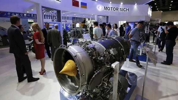 Двигатель, разработанный украинским промышленным предприятием Мотор Сич на выставке Aviation Expo China в Пекине - Sputnik Узбекистан