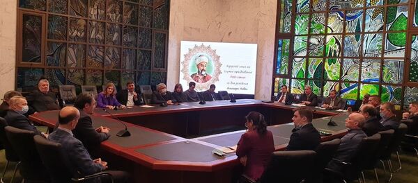 Круглый стол в Посольстве Узбекистана к юбилею Алишера Навои - Sputnik Узбекистан