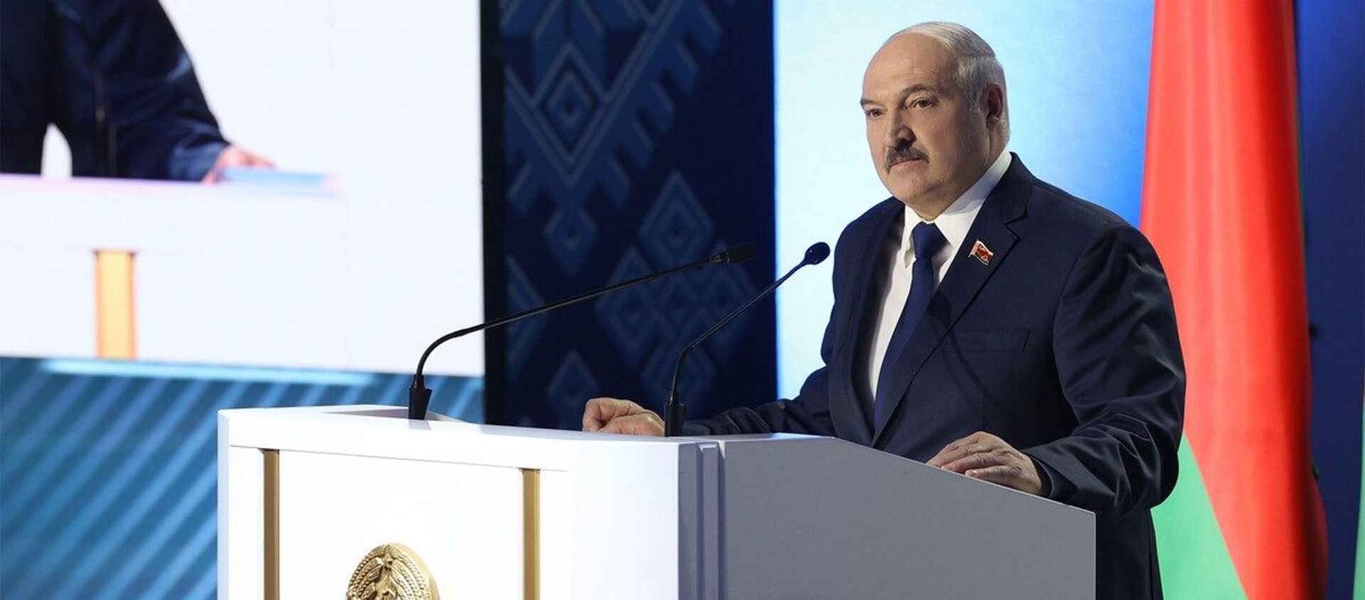 Prezident Belarusi Aleksandr Lukashenko  - Sputnik Oʻzbekiston, 1920, 11.02.2021