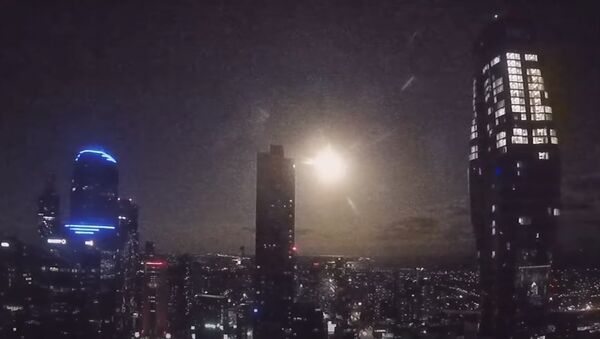 Meteor explodes over Melbourne's Sky - Sputnik O‘zbekiston