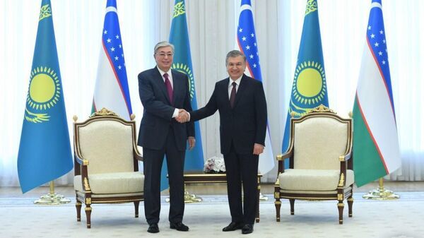 Prezident Kazaxstana Kasim-Jomart Tokayev i prezident Uzbekistana Shavkat Mirziyoyev - Sputnik O‘zbekiston