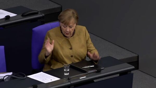 Меркель забыла надеть маску: ее реакция на конфуз стала вирусной - видео - Sputnik Узбекистан