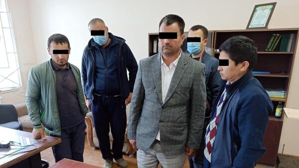 Контрабандисты проглотили капсулы с наркотиками чтобы ввезти их в Узбекистан - Sputnik Узбекистан
