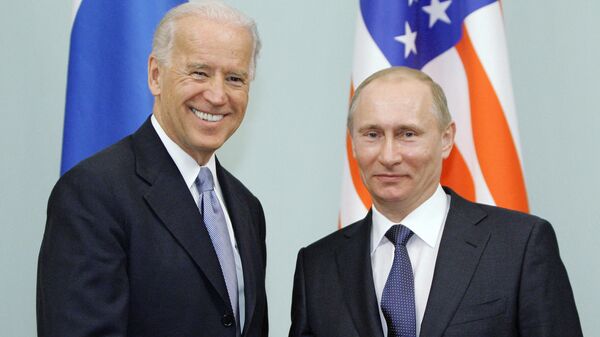 Amerikanskiy lider Djo Bayden i prezident Rossii Vladimir Putin - Sputnik O‘zbekiston