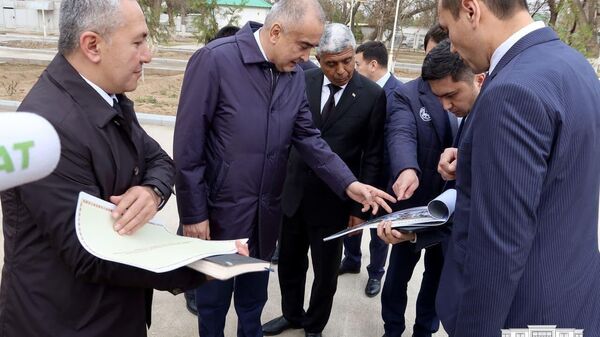 Делегация во главе с хокимом города Ташкента Жахонгиром  Артикходжаевым посетила с рабочим визитом Ашхабад - Sputnik Узбекистан