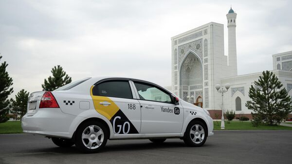 Машина такси Яндекс GO в Узбекистане - Sputnik Ўзбекистон