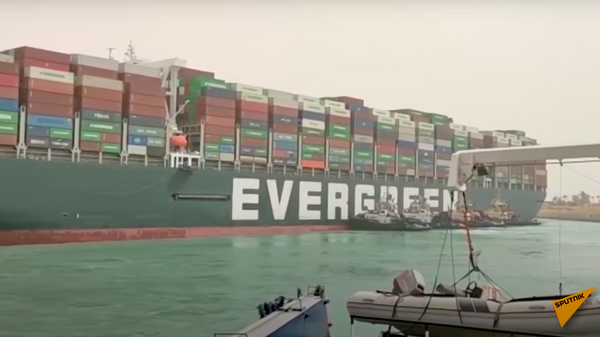 Почему контейнеровоз Ever Given остановил Суэцкий канал и мировую экономику - Sputnik Узбекистан