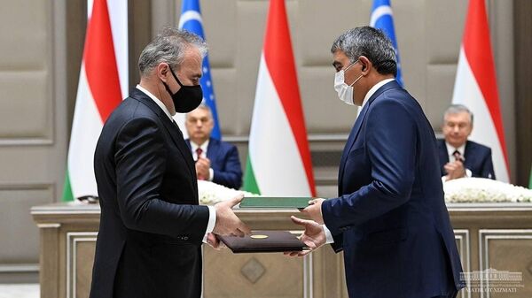 Подписание документов о сотрудничестве между Узбекистаном и Венгрией - Sputnik Ўзбекистон