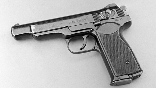 Avtomaticheskiy sportivniy pistolet Stechkina, 9 mm. Razrabotan v konse 1940-x - nachale 1950-x godov konstruktorom Igorem Yakovlevichem Stechkinim. - Sputnik O‘zbekiston