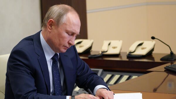 Prezident RF V. Putin - Sputnik O‘zbekiston