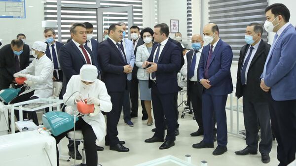 В Ташкентском государственном стоматологическом институте состоялась торжественная церемония открытия  симуляционного центра - Sputnik Узбекистан